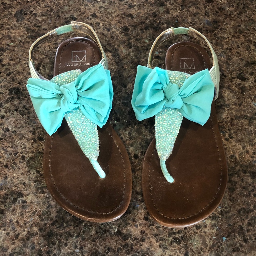 Blue bow sandal